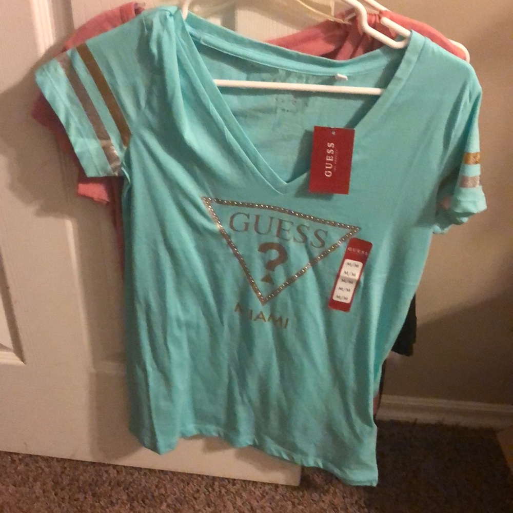 Guess T-shirt’s never worn